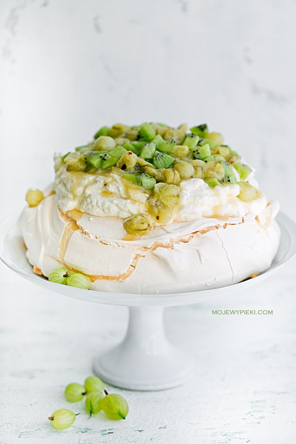 Gooseberries and Kiwi Pavlova