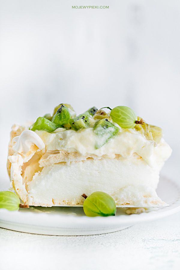 Gooseberries and Kiwi Pavlova