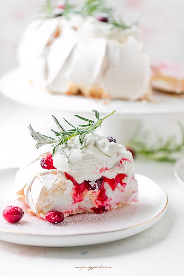 Cranberry Pavlova