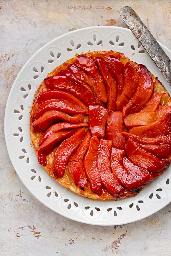 Quince tarte tatin