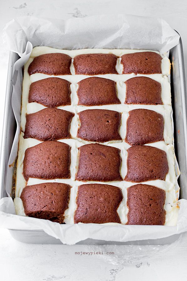 Chocolate and cheesecake cushion cake