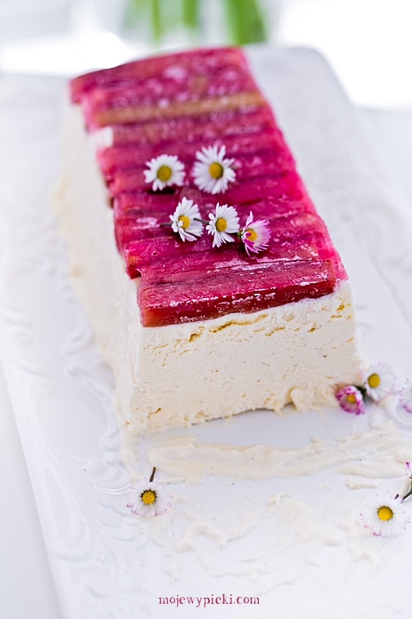 Vanilla semifreddo with poached rhubarb