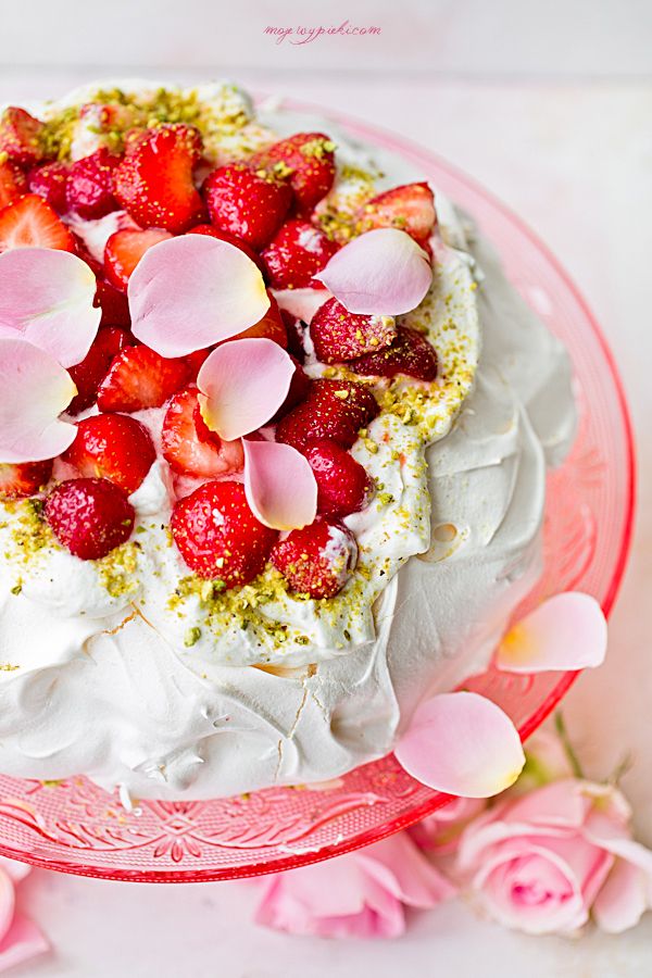 Rose pavlova with strawberries
