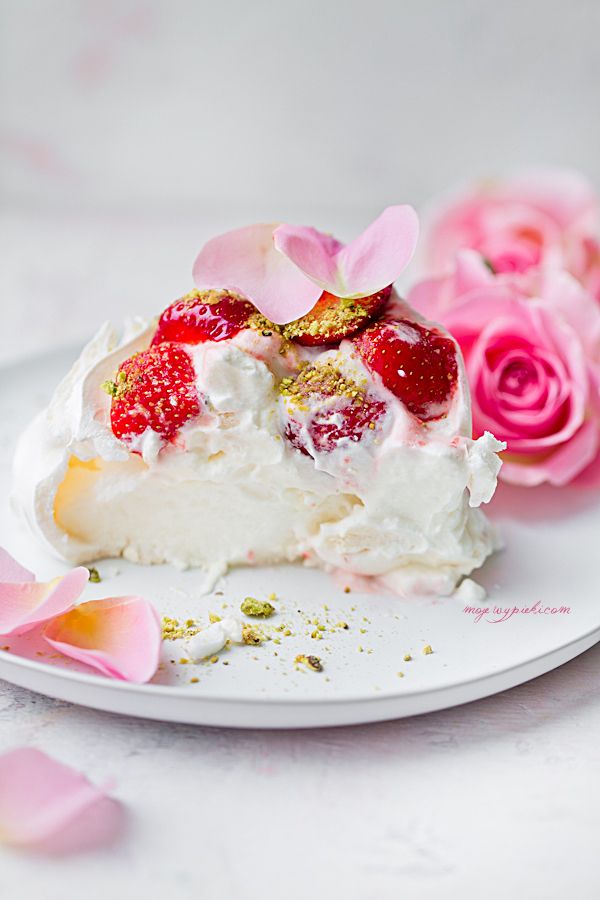 Rose pavlova with strawberries