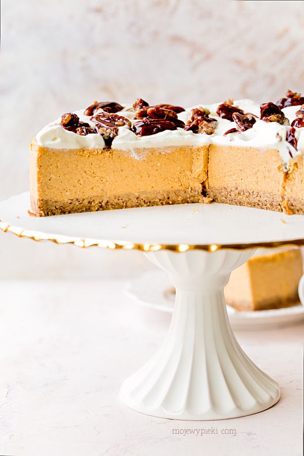 Maple pumpkin cheesecake