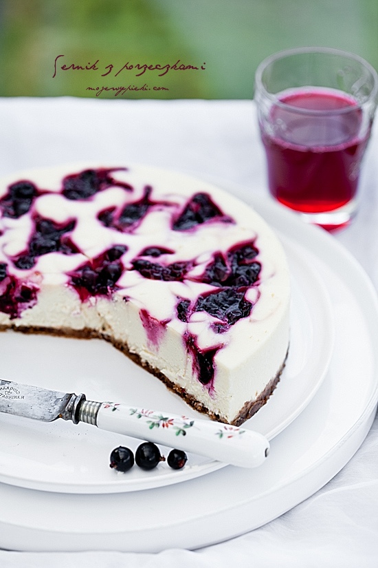 Blackcurrant swirl cheesecake