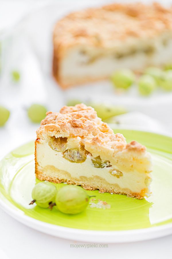 Gooseberry streusel cheesecake