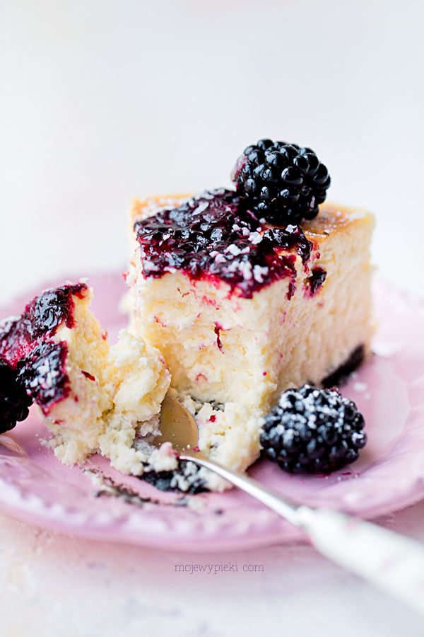 Blackberry cheesecake