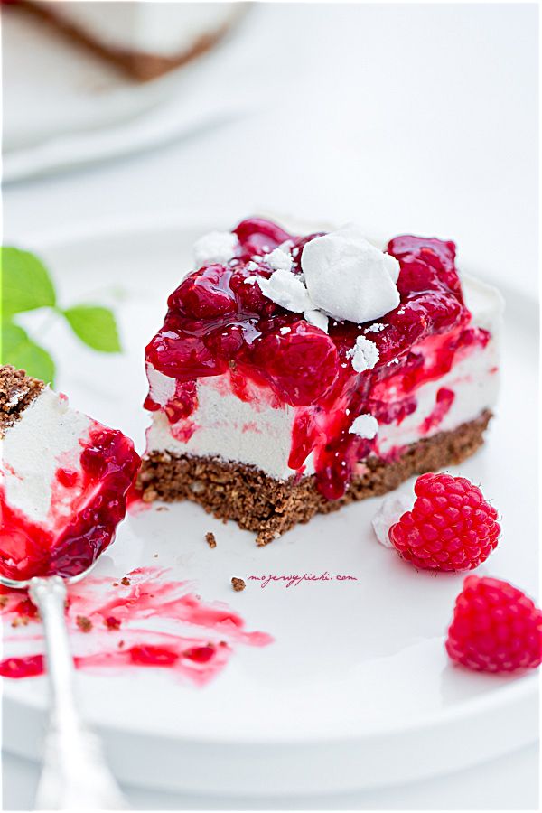 No-bake raspberry cheesecake