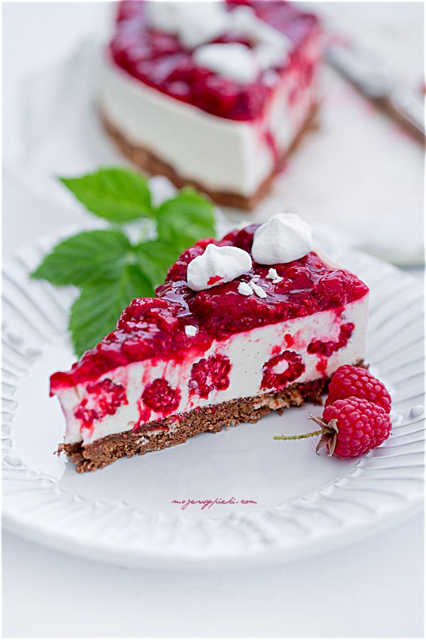 No-bake raspberry cheesecake
