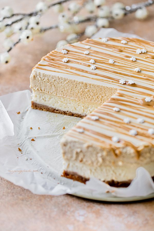 Caramel chocolate mousse cheesecake