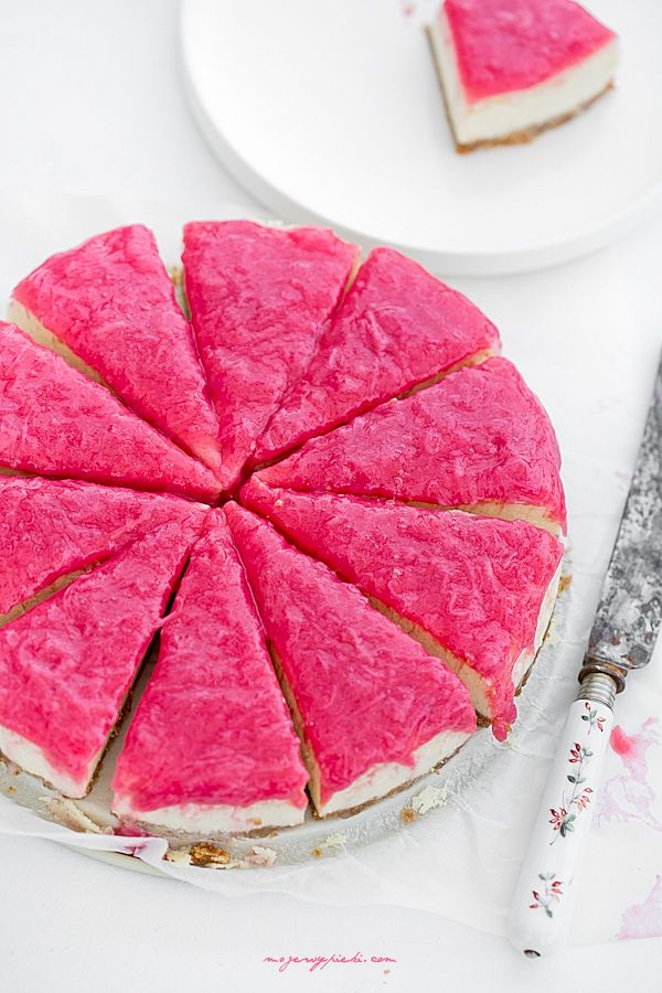 Vanilla cheesecake with pink rhubarb