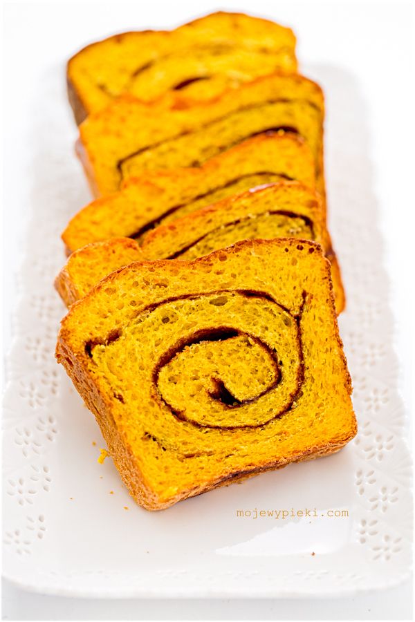 Pumpkin and orange cinnamon swirl bread
