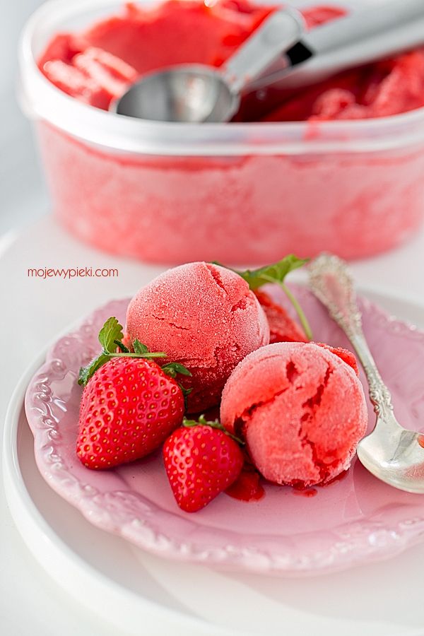 Strawberry sorbet