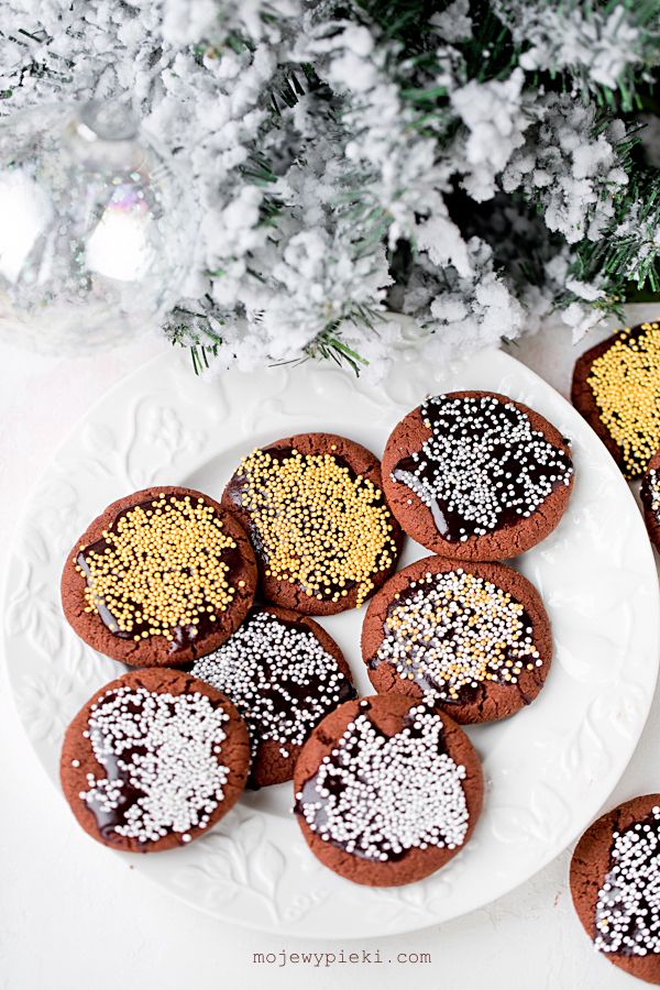 Christmas chocolate cookies