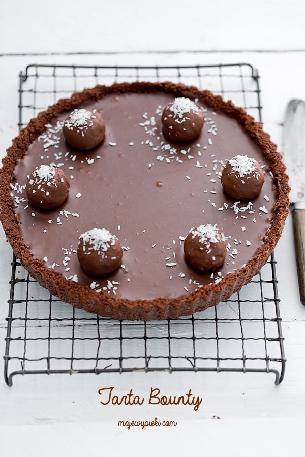 No-bake Bounty tart