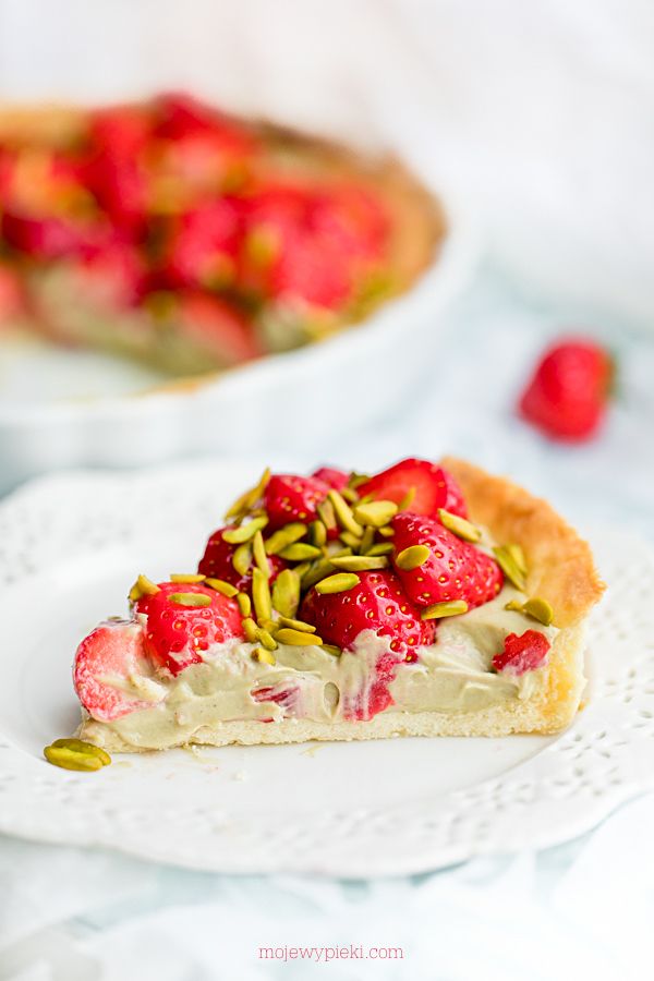 Strawberry and pistachio tart