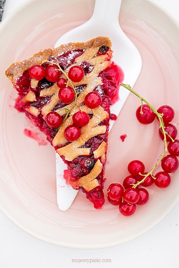 Redcurrant tart