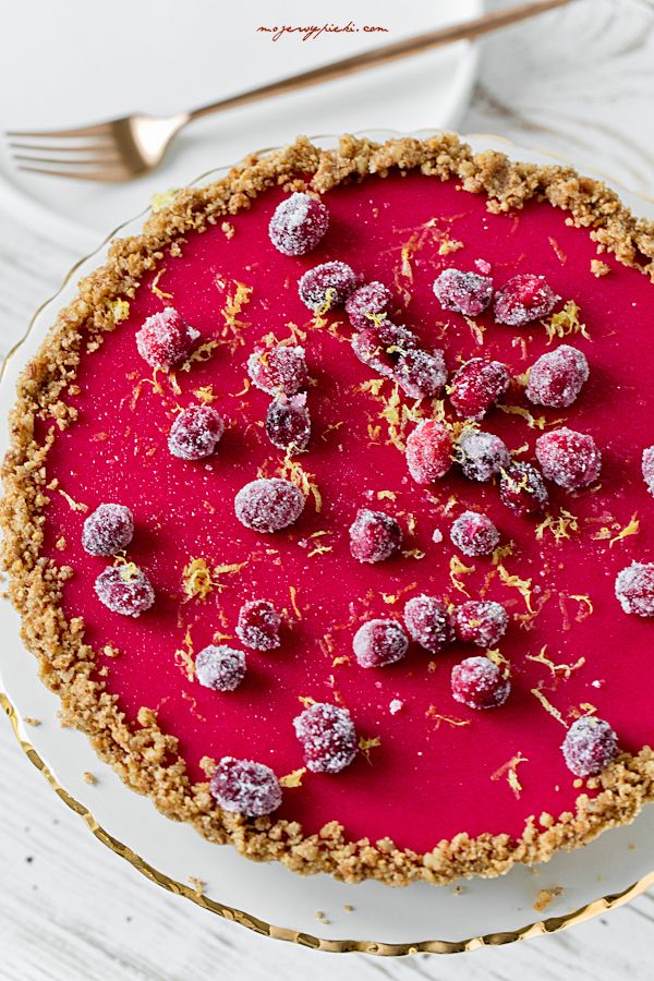 No-bake cranberry tart