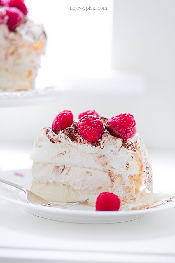 Irish cream meringue cake