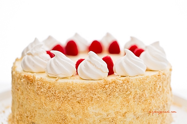 Lemon raspberry cake