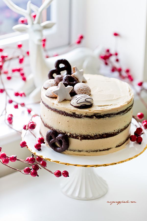 Naked gingerbread cake