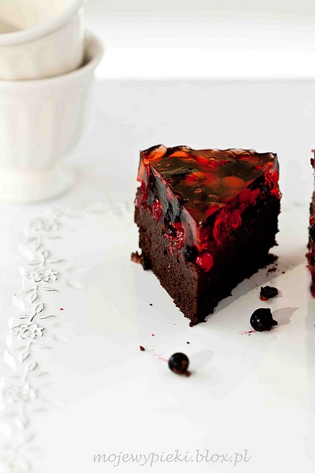 Chocolate fruit and jelly cake