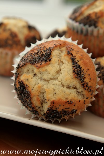 Lemon poppy seed muffins