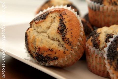 Lemon poppy seed muffins