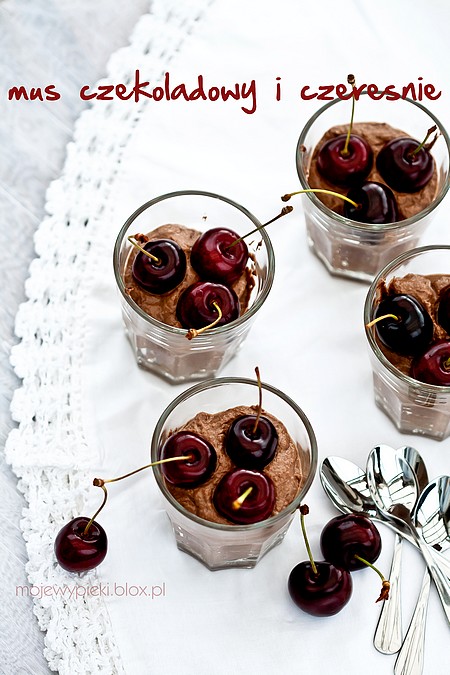 The easiest chocolate mousse
