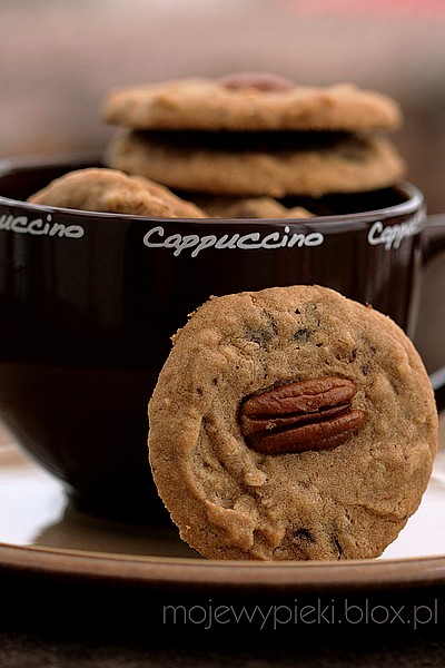 Butter pecan cookies