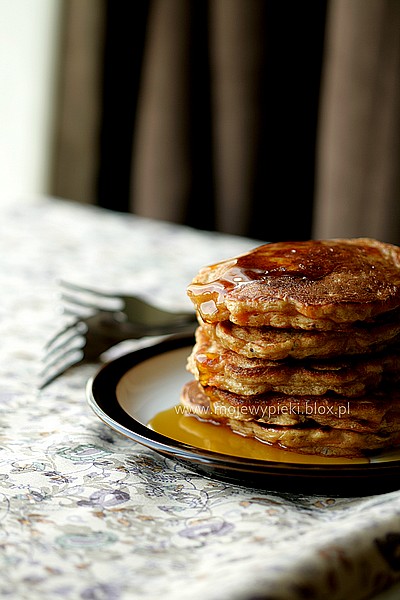 Carrot pancakes with walnuts