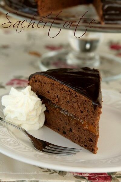 Sacher torte (Sachertorte)