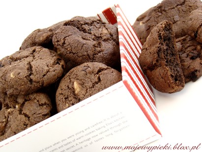 Triple chocolate cookies