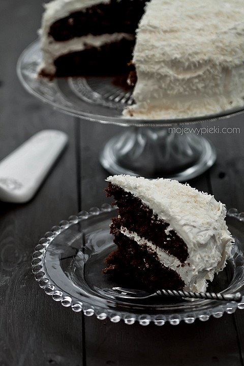 Tropical chocolate cake