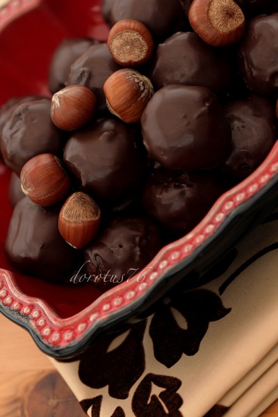 Hazelnut truffles