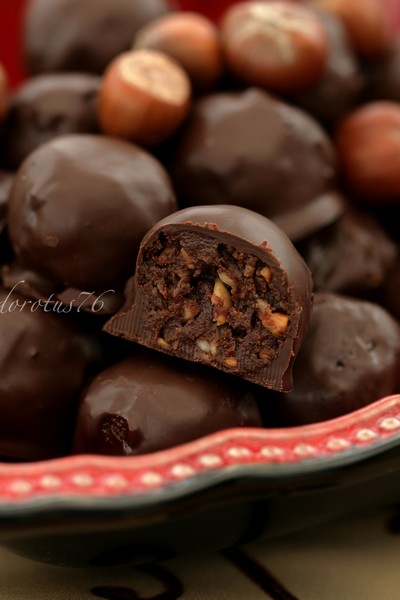 Hazelnut truffles