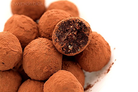 Prunes and date truffles