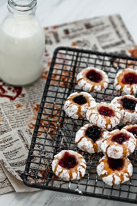 Italian almond cookies