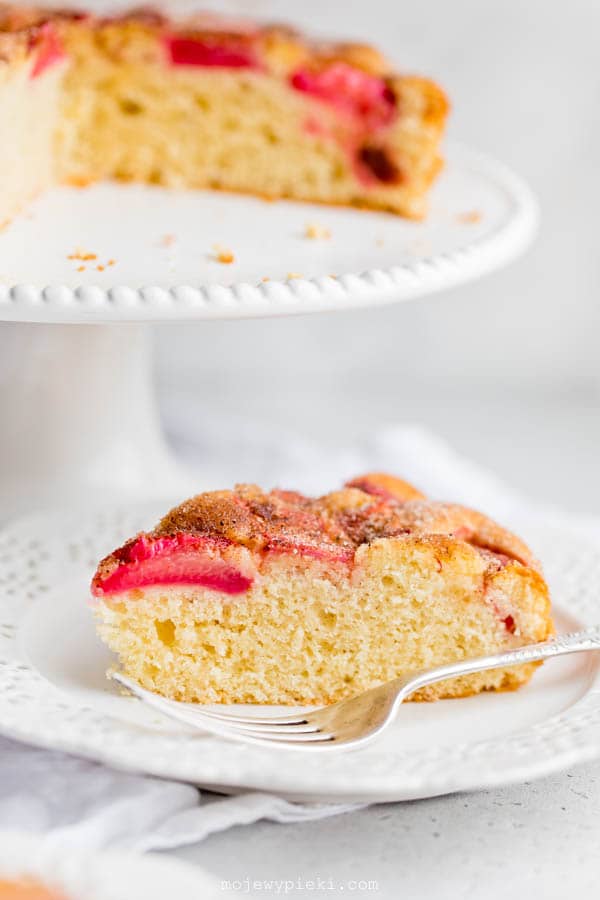 Cinnamon teacake with rhubarb