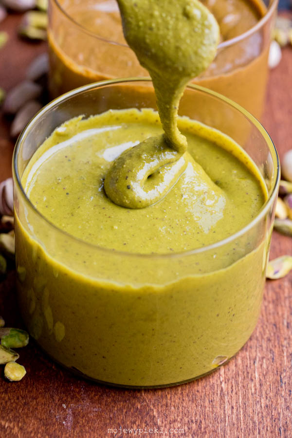 pistachio paste