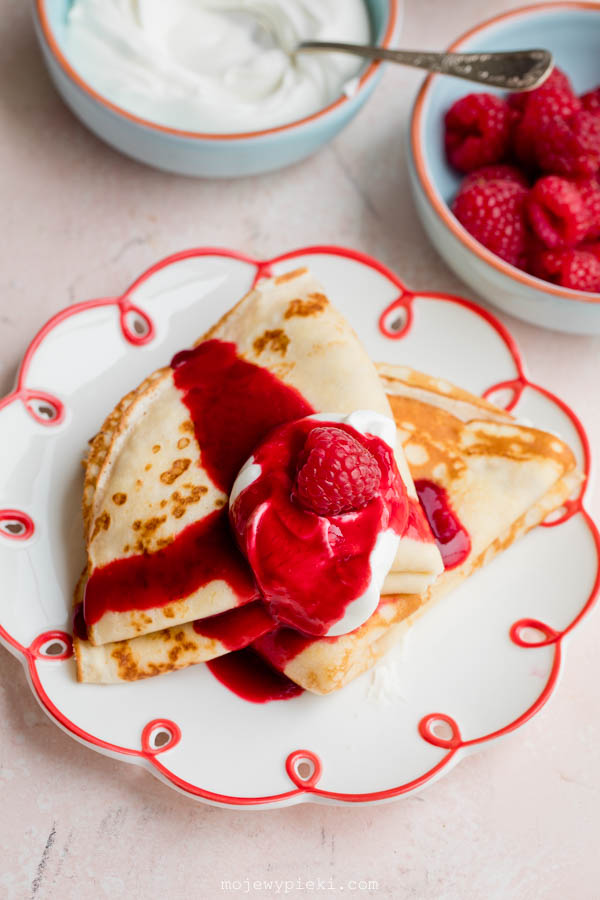 Yoghurt crepes