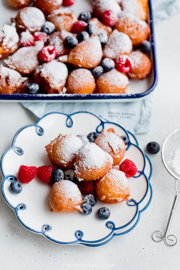 Skyr Doughnut Bites