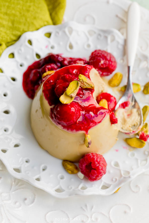 Pistachio Panna Cotta