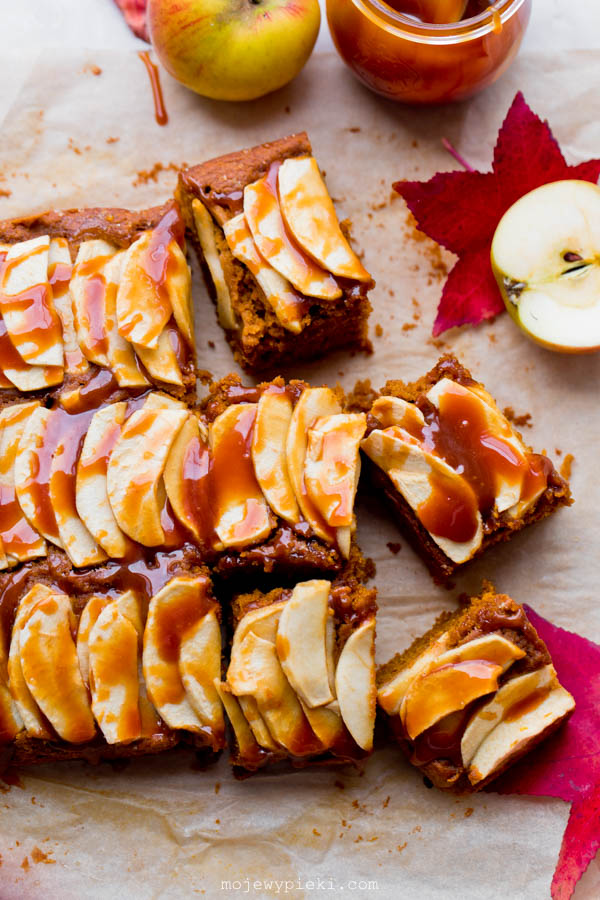 Pumpkin, apple and caramel cake