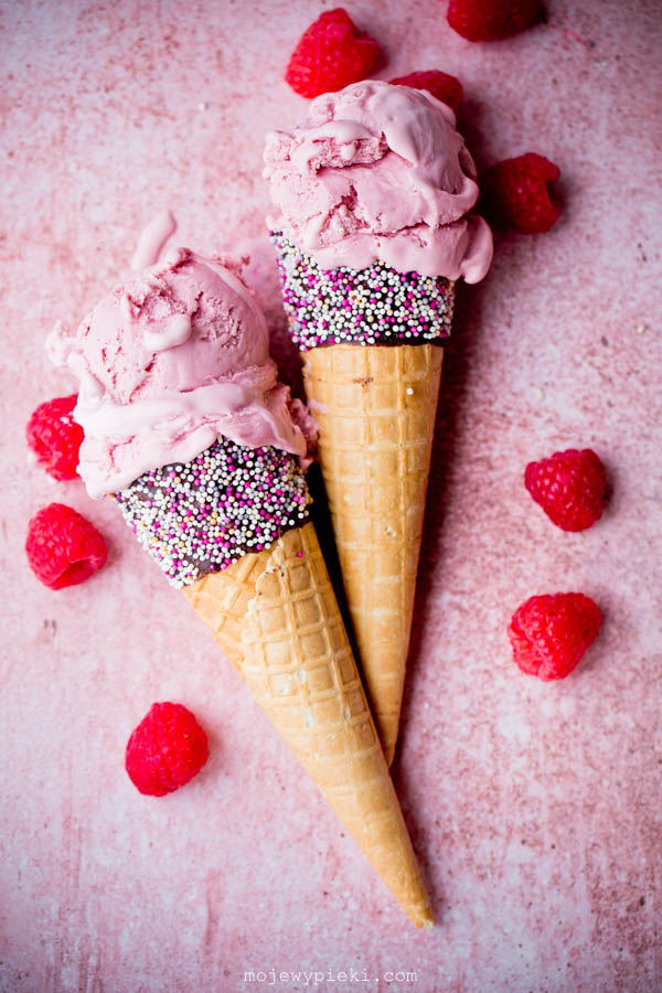 Raspberry ice cream