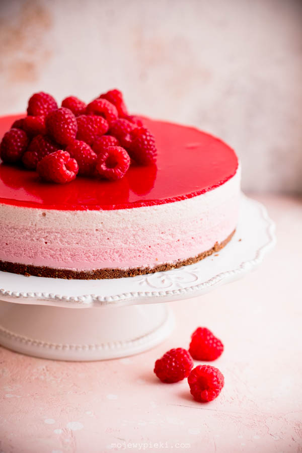 Raspberry ombre cheesecake