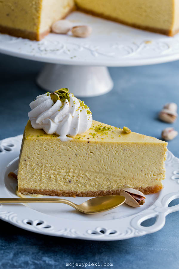 White chocolate pistachio cheesecake
