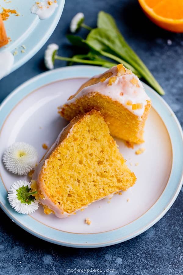 Whole orange bundt cake 