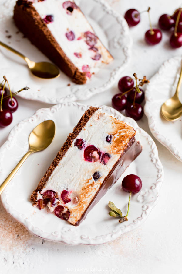 No-bake cherry cheesecake
